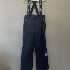 Stryke by spyder Women’s ski snowboard pants with suspenders